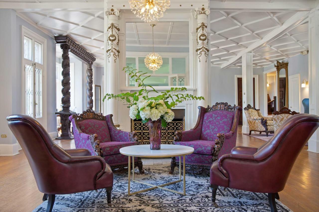 Seven Hills Inn Ленокс Экстерьер фото
